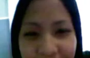 XXX Suami menembak ketika istri mengerjai pria orang lain dan mengomentarinya bokep sekolah indo
