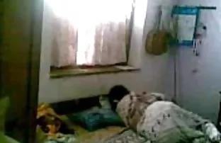 XXX MZHM buatan Rusia sendiri bercinta di smp mesum indo sofa dan di atas karpet