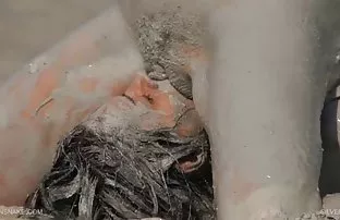 XXX Seorang teman mengolesi vagina gadis itu xxxx indo smp dengan krim dan menguliti kanker