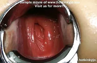XXX Istri dengan kaki pendek dan pinggul lebar menunjukkan tubuh bokep bali smp telanjang.